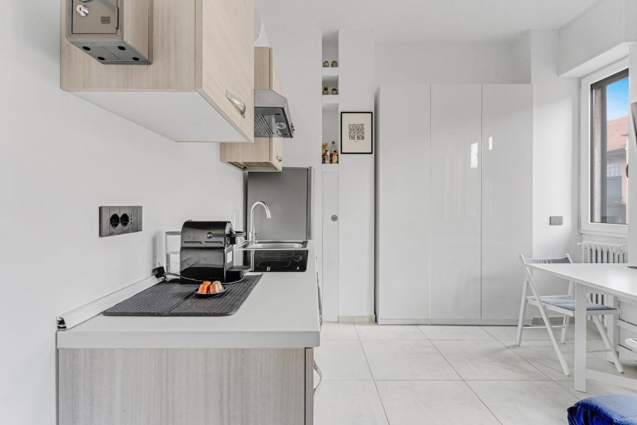 Metro M1 - Smart Home, Fast Free Wifi & Netflix Мілан Екстер'єр фото