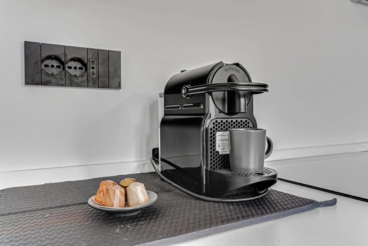 Metro M1 - Smart Home, Fast Free Wifi & Netflix Мілан Екстер'єр фото