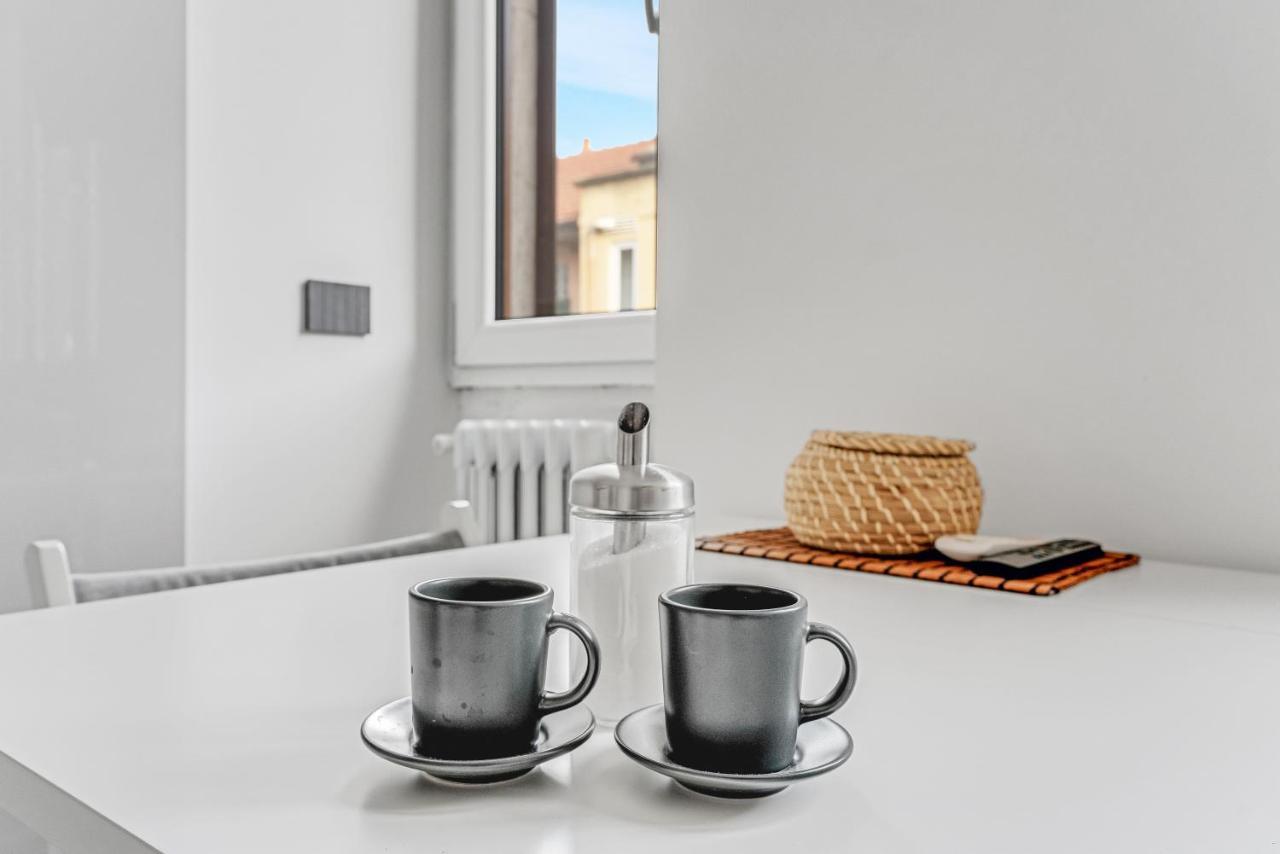 Metro M1 - Smart Home, Fast Free Wifi & Netflix Мілан Екстер'єр фото